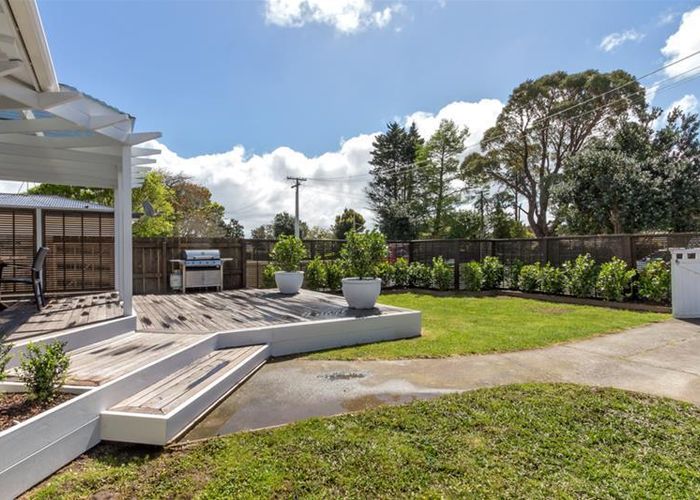  at 10 Browns Avenue, Pakuranga, Auckland