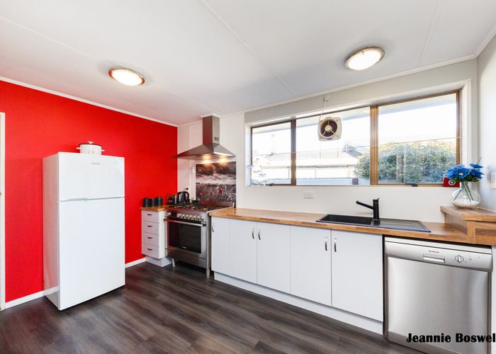  at 19 Meadowbrook Drive, Cloverlea, Palmerston North