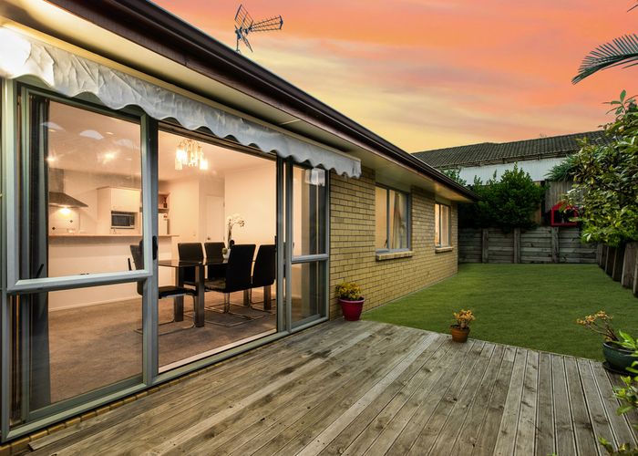  at 10 Ironstone Place, Randwick Park, Auckland