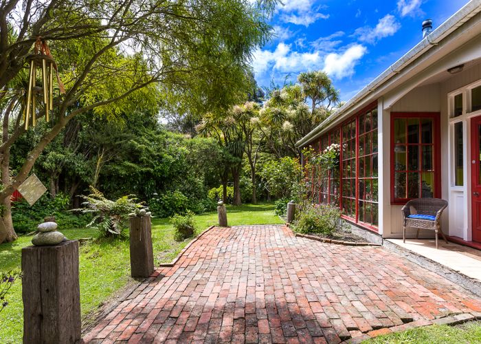  at 6 Holm Avenue, Broad Bay, Dunedin