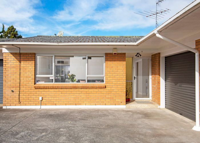  at 2/11 Pakuranga Road, Pakuranga, Auckland