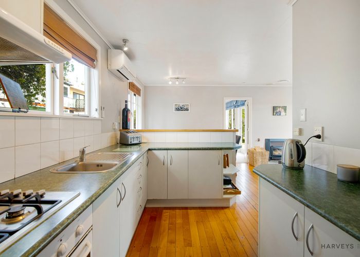  at 180 Glengarry Road, Glen Eden, Auckland