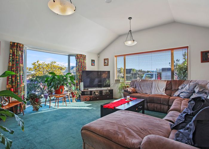  at 1 Kestrel Place, Woolston, Christchurch