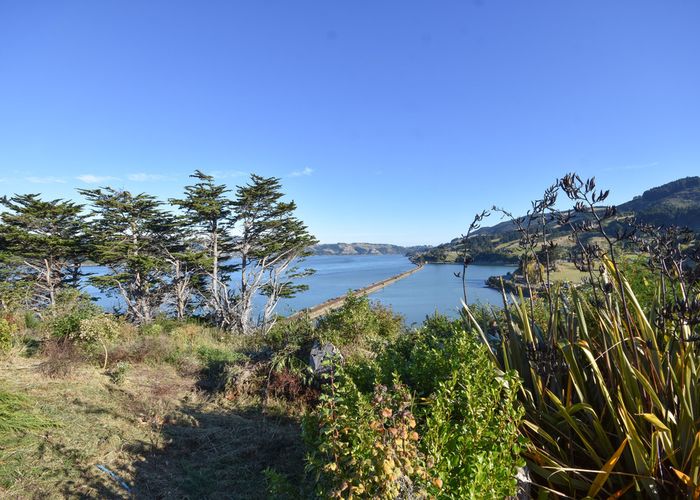 Free property data for 24 Downes Road, Roseneath, Dunedin homes.co.nz