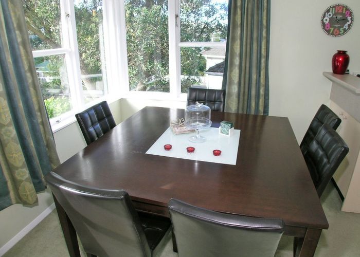 at 47 Kiwi Crescent, Tawa, Wellington