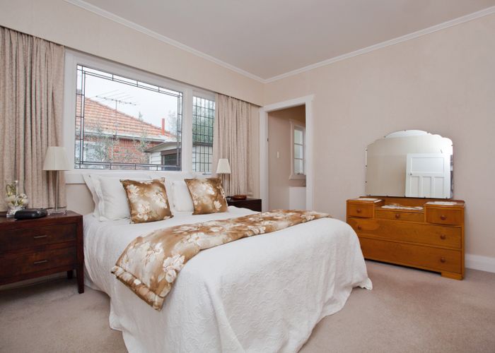  at 87 Pah Road, Royal Oak, Auckland
