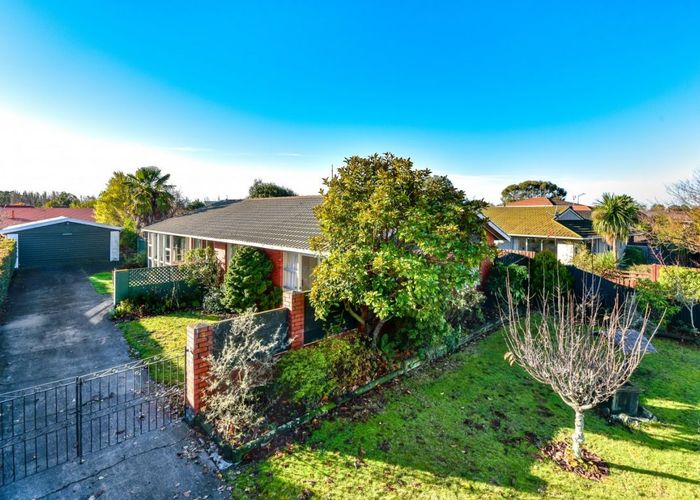  at 120 Lake Terrace Road, Burwood, Christchurch