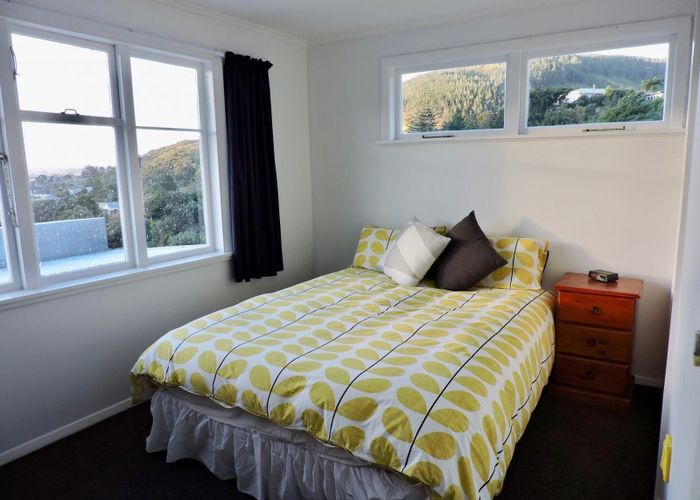  at 42 Allen Terrace, Tawa, Wellington