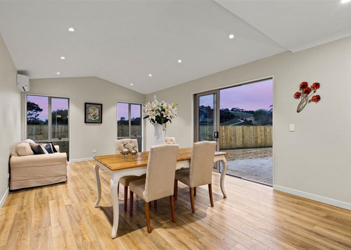 Free property data for 93 Muriwai Road, Waimauku, Waimauku homes.co.nz