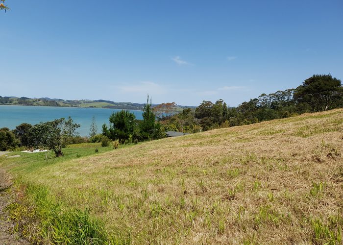  at 51 Peninsula Parade, Hihi, Mangōnui