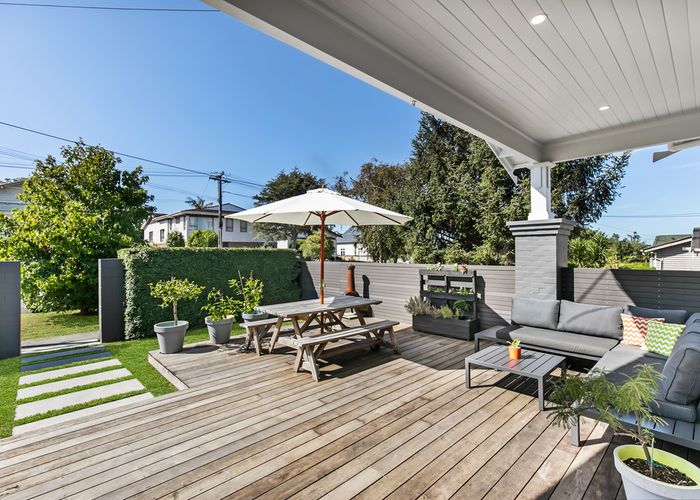  at 18 Highland Road, Mount Albert, Auckland
