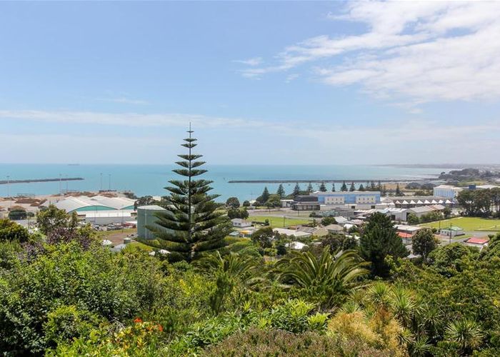  at 4B Catherine Crescent, Moturoa, New Plymouth
