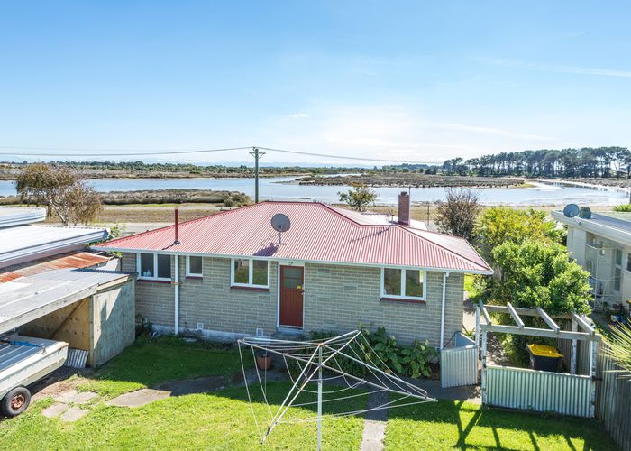  at 37 Kibblewhite Street, New Brighton, Christchurch
