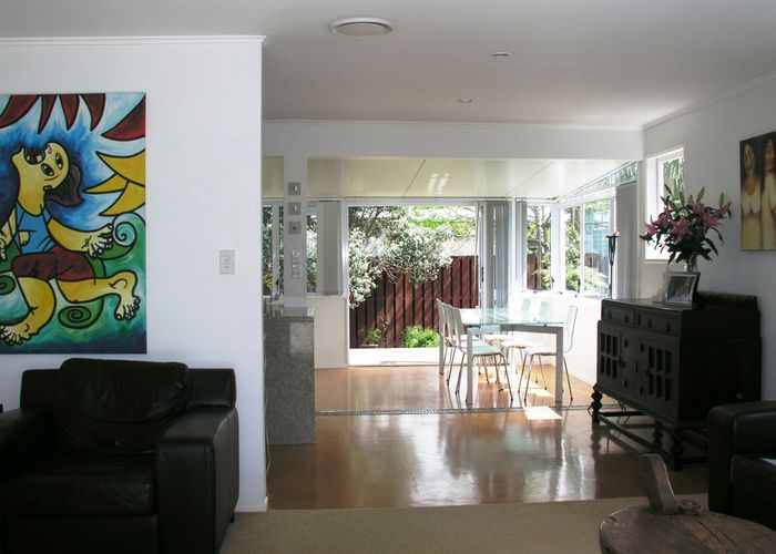  at 24 Ashcroft Avenue, Mangere Bridge, Auckland