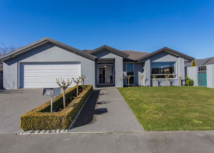  at 90 Rothesay Road, Parklands, Christchurch