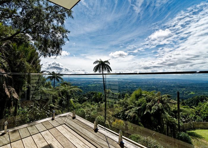  at 23 Quinns Road, Waiatarua, Auckland