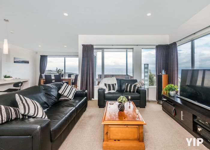  at 19 Tamworth Crescent, Newlands, Wellington