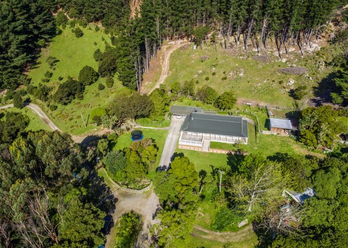  at 1365A Coast Road, WAINUIOMATA, Welington