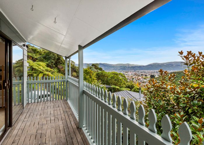  at 9 Kerkwall Drive, Naenae, Lower Hutt