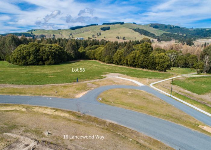  at 16 Lancewood Way, Kinloch, Taupo