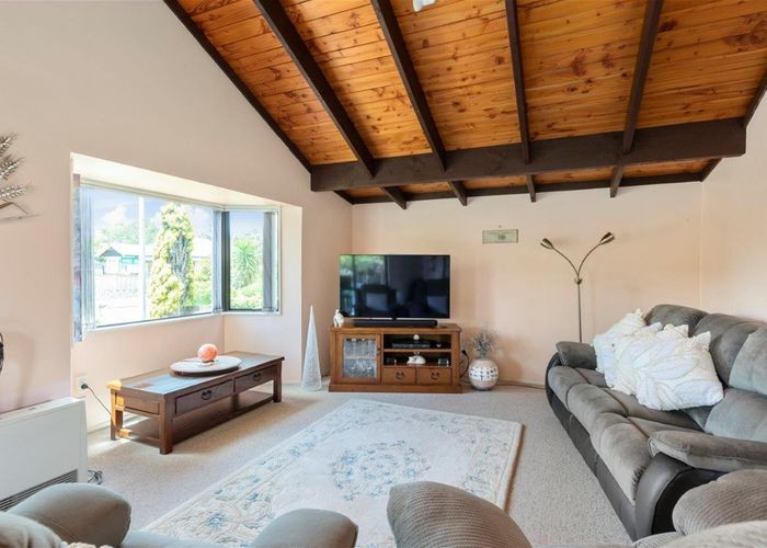  at 51 Weggery Drive, Waikanae Beach, Waikanae