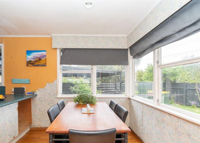  at 19 Eton Drive, Hillcrest, Hamilton