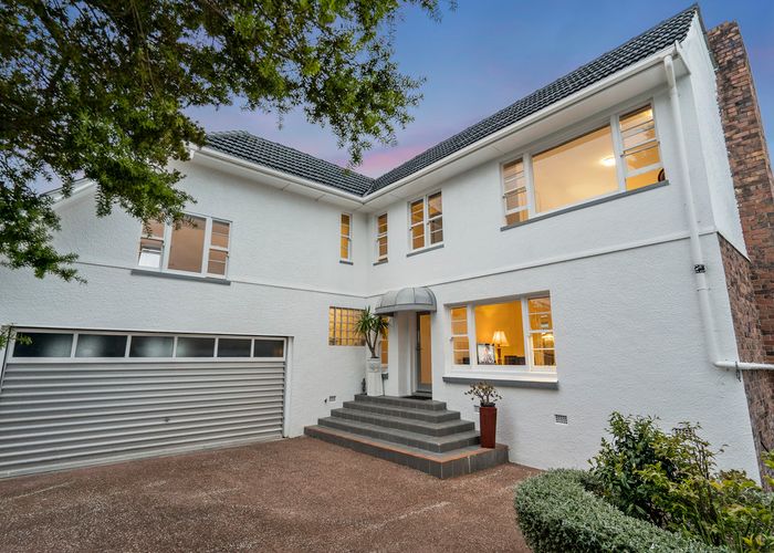  at 35 Princes Street, Northcote Point, Auckland