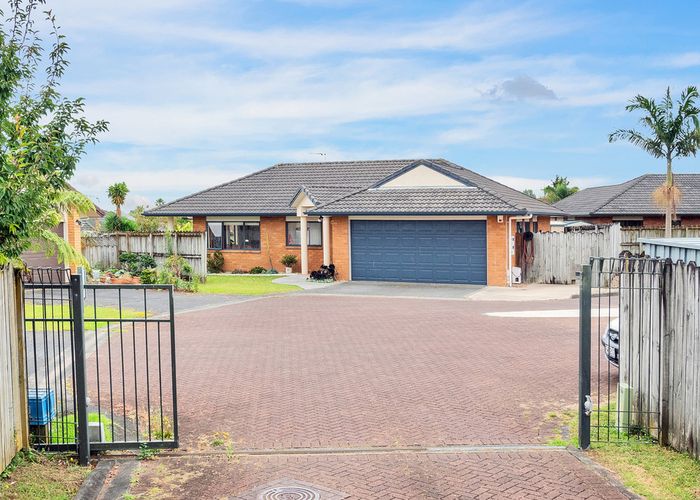 Free property data for 44 Carisbrook Crescent, Papakura homes.co.nz