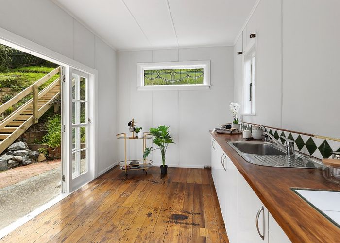  at 17 Houghton Bay Road, Houghton Bay, Wellington