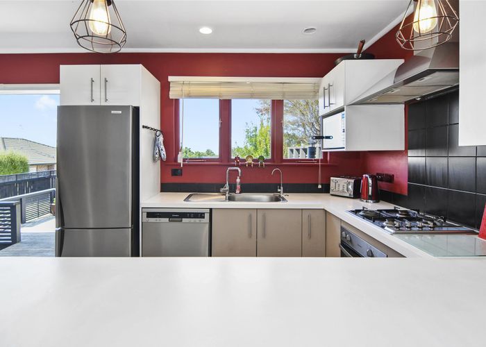  at 180 Dinsdale Road, Dinsdale, Hamilton