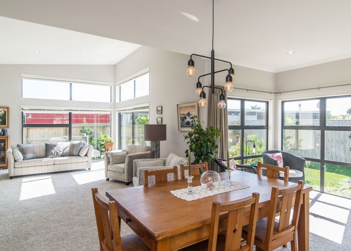  at 26 Marram Way, Peka Peka, Waikanae