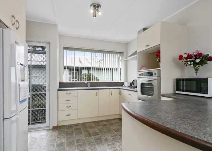  at 1/87 Main RD, Wainuiomata, Lower Hutt
