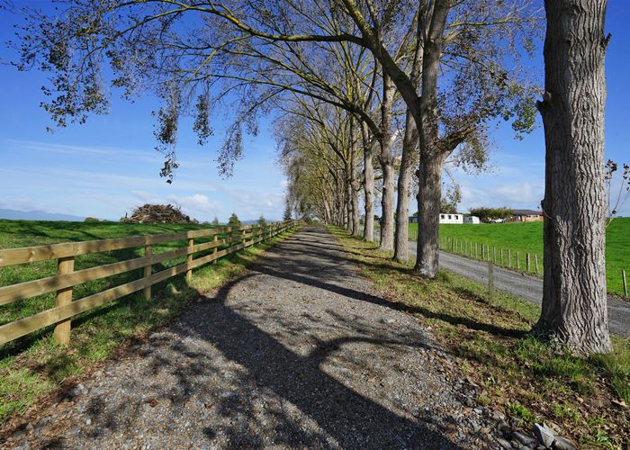  at 41 Mccandlish Road, Ngahinapouri, Hamilton