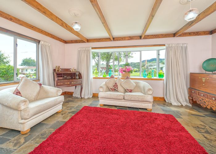 at 17 FERNDALE DRIVE, Kawakawa Bay, Auckland