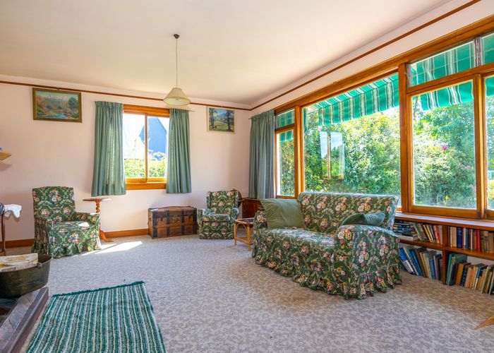  at 30 Pye Road, Geraldine Downs