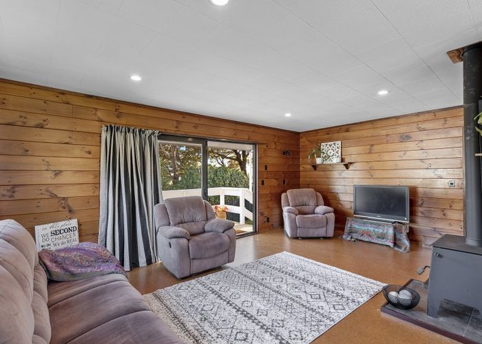  at 18 Oaklands Grove, Clouston Park, Upper Hutt