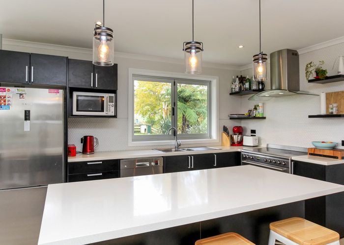  at 142 Awai Road, Tarurutangi, New Plymouth