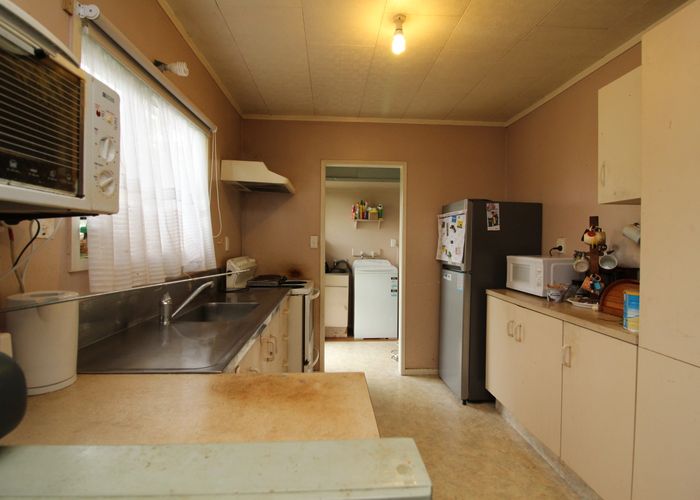  at 177 Bruce McLaren Road, Henderson, Auckland