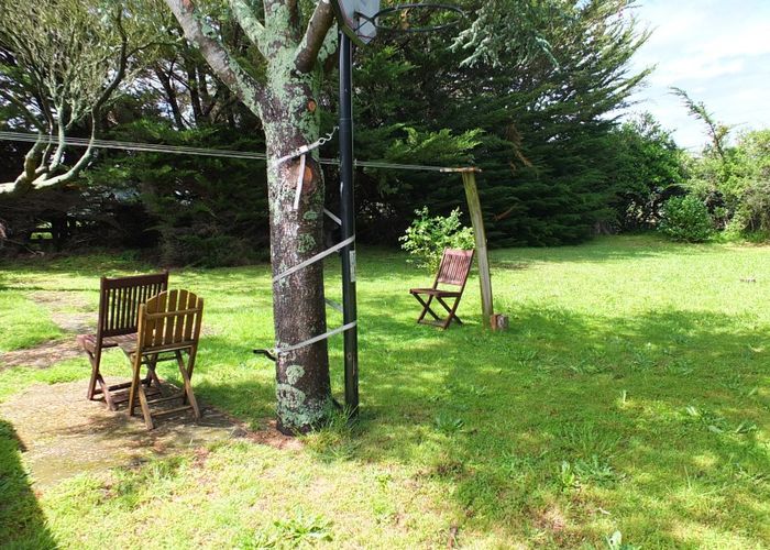  at 16 Norton Street, Foxton Beach, Foxton