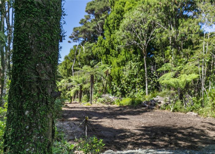  at 747 Scenic Drive, Henderson Valley, Auckland