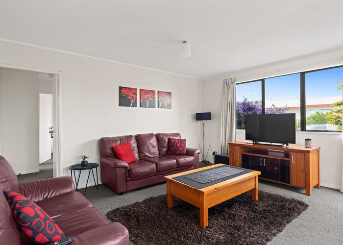  at 43B Lyn Grove, Papamoa Beach, Papamoa