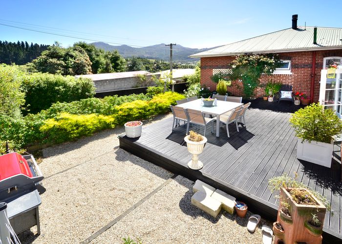  at 17 Shandon Street, Roseneath, Dunedin