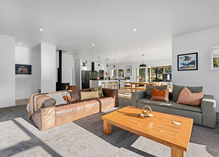  at 419B Katherine Mansfield Drive, WHITEMANS VALLEY, UPPER HUTT