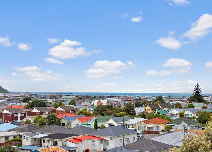  at 10 Queens Drive, Kilbirnie, Wellington