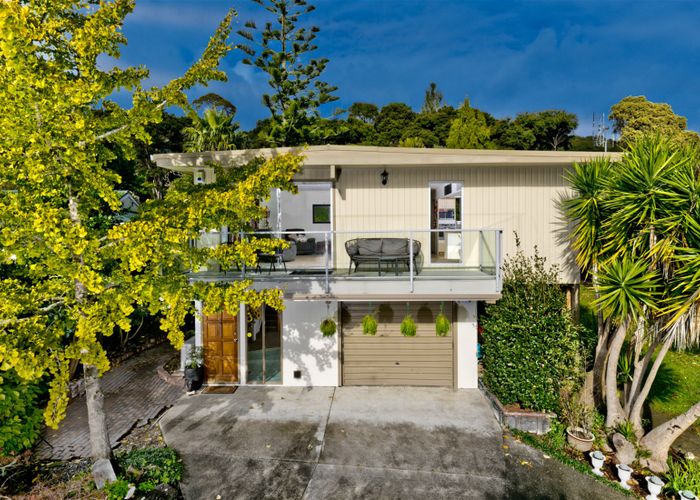  at 36 Mountain Road, Henderson Valley, Auckland