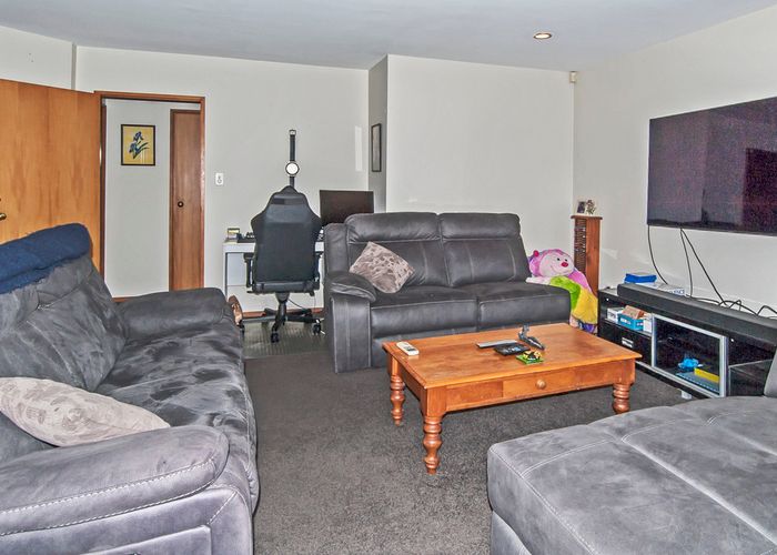  at 2/1B Badger Street, Parklands, Christchurch