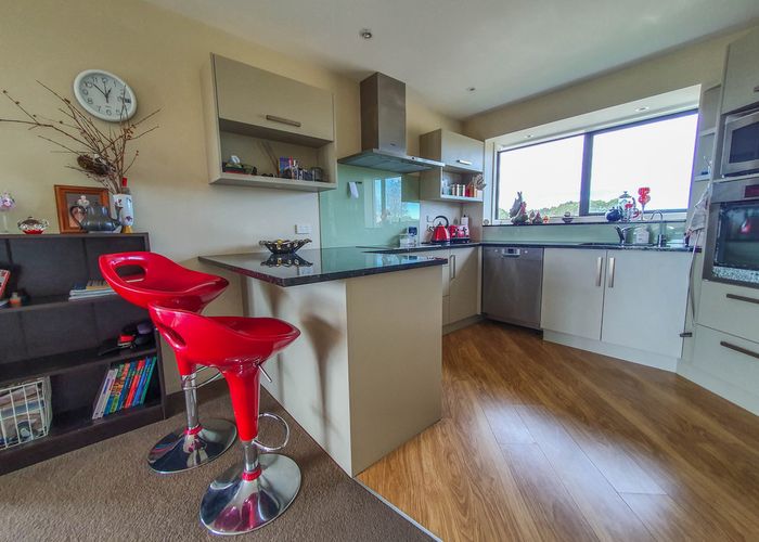  at 359C Hadlow Road, Claremont