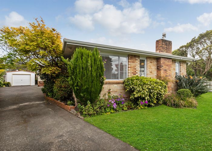  at 4 Barberry Lane, Te Atatu Peninsula, Auckland