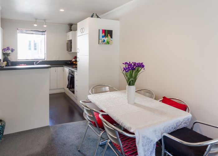  at 37 Macdonald Crescent, Te Aro, Wellington
