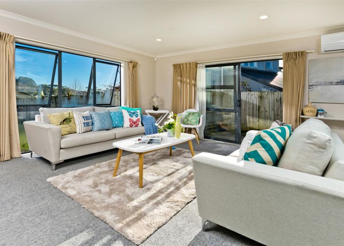  at 14 Sapperton Drive, Henderson, Auckland